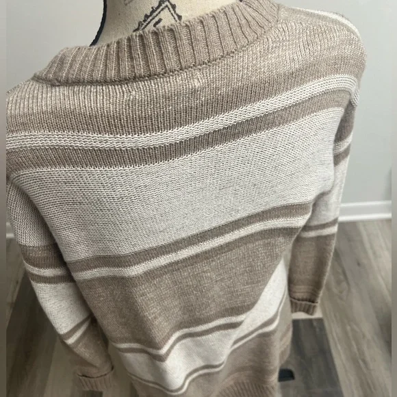 Y2k Long Striped Cardigan with Pockets! - Picture 4 of 15